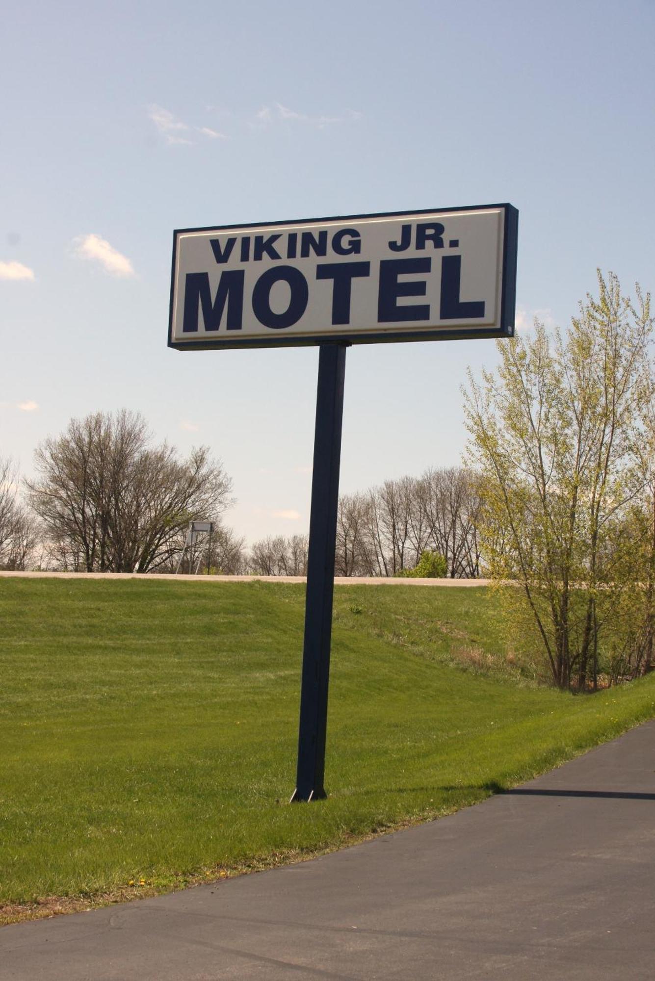 Viking Jr. Motel Saint Peter Exteriör bild