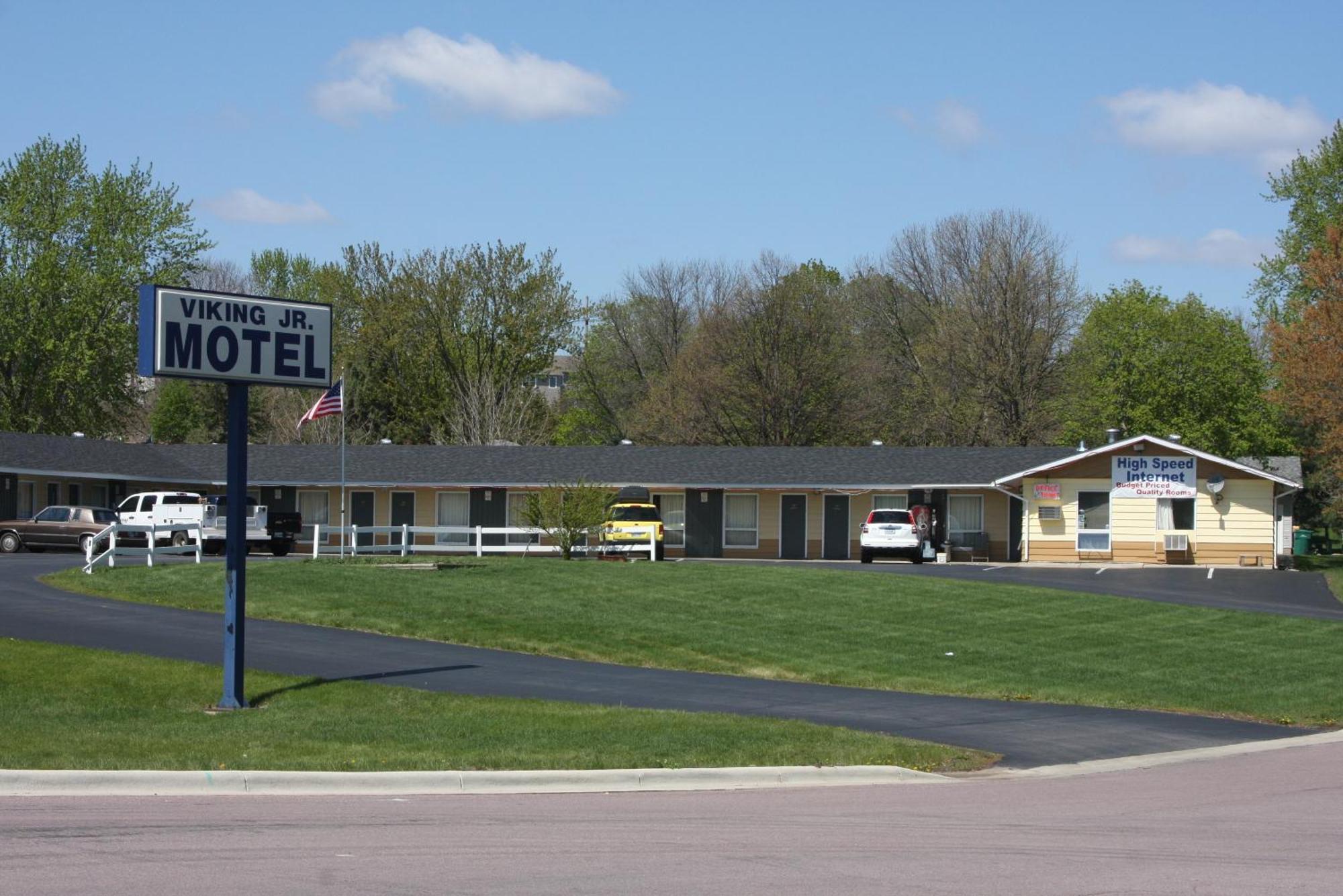 Viking Jr. Motel Saint Peter Exteriör bild